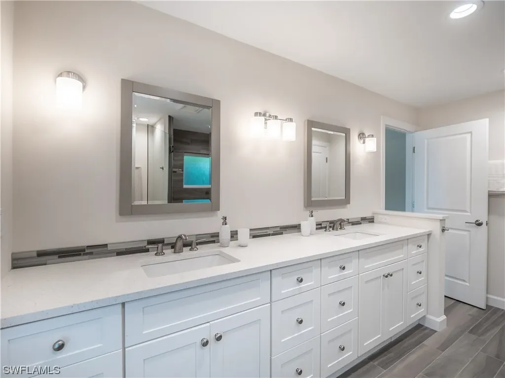 760 Fountainhead Lane Naples FL 34103