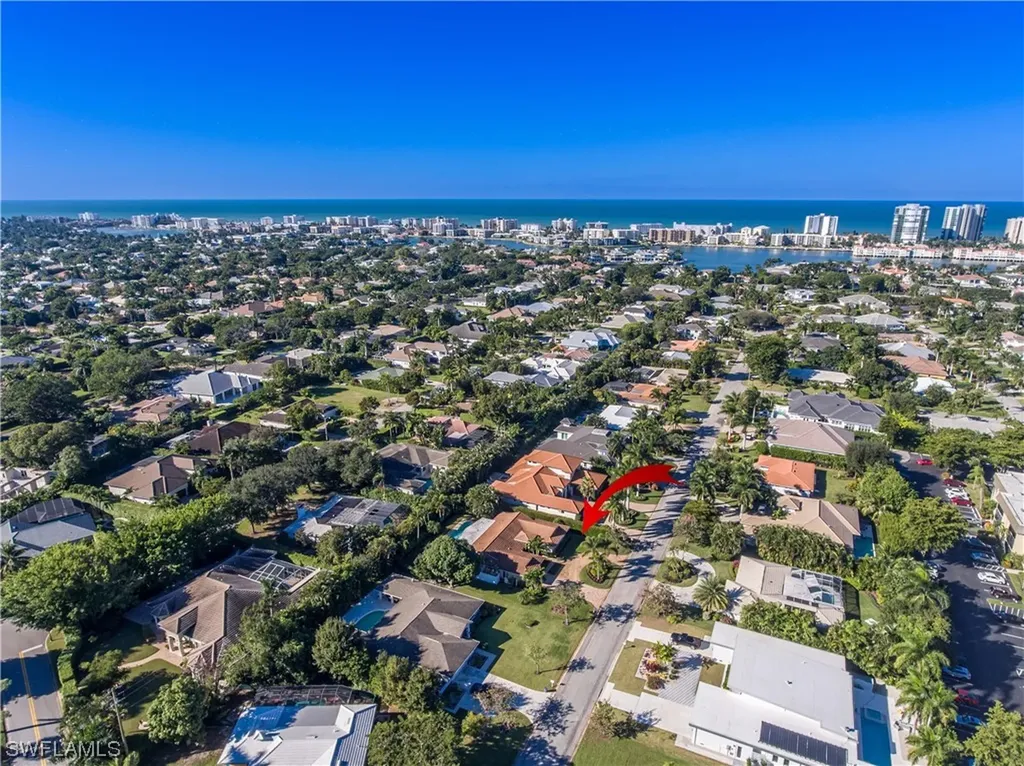 760 Fountainhead Lane Naples FL 34103