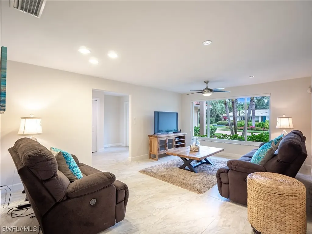 760 Fountainhead Lane Naples FL 34103
