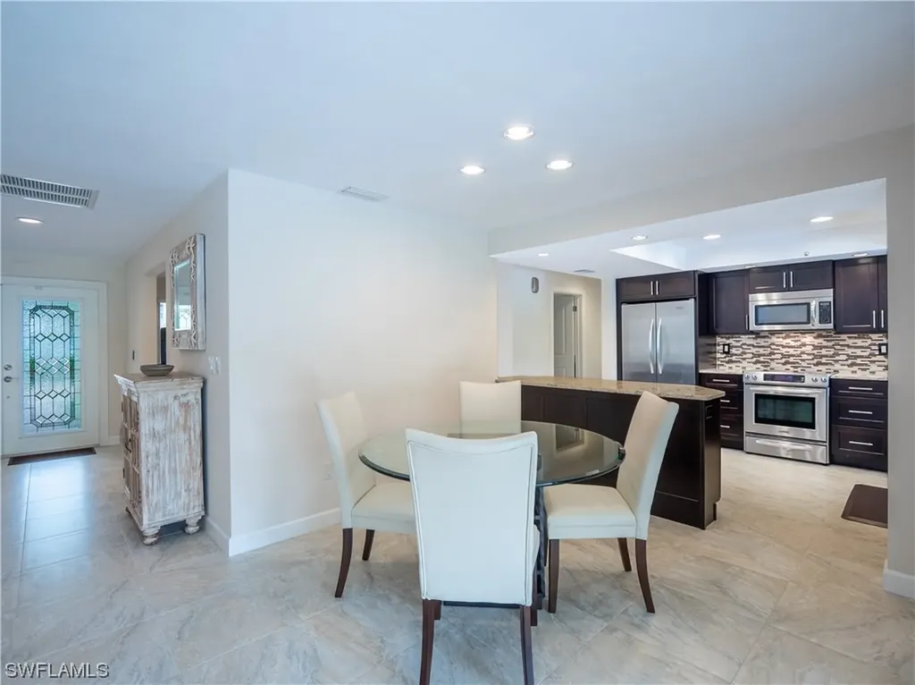 760 Fountainhead Lane Naples FL 34103