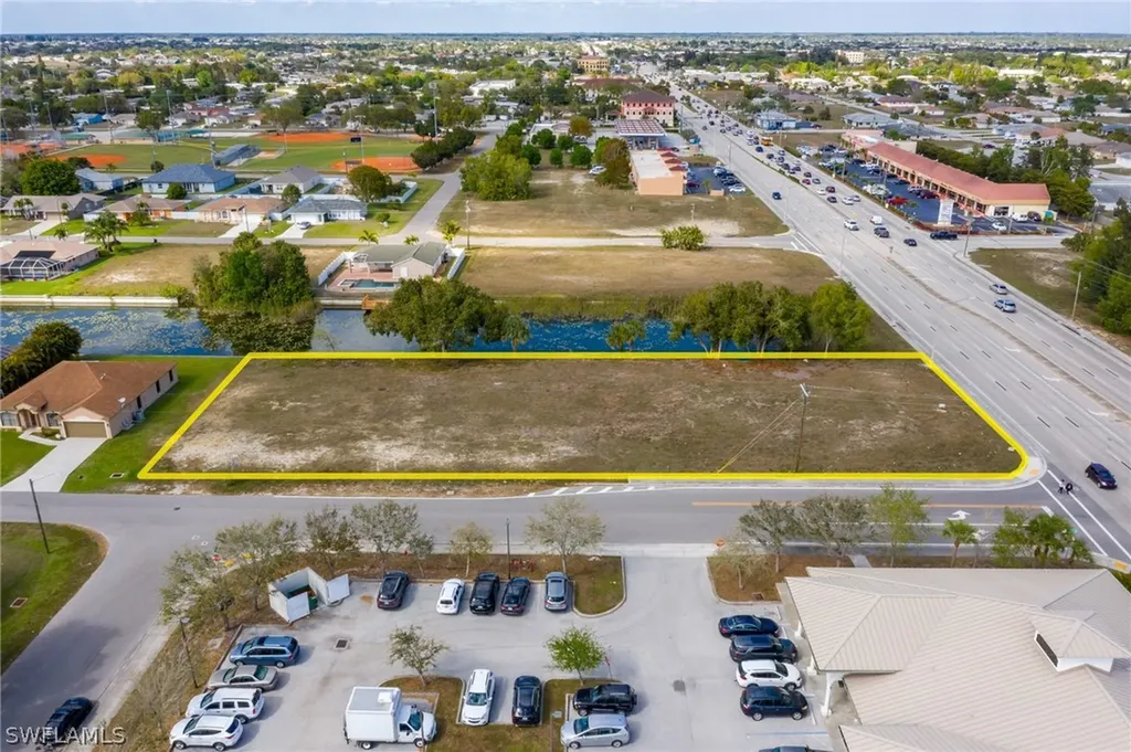 1519-1531 NE 2nd Street Cape Coral FL 33909