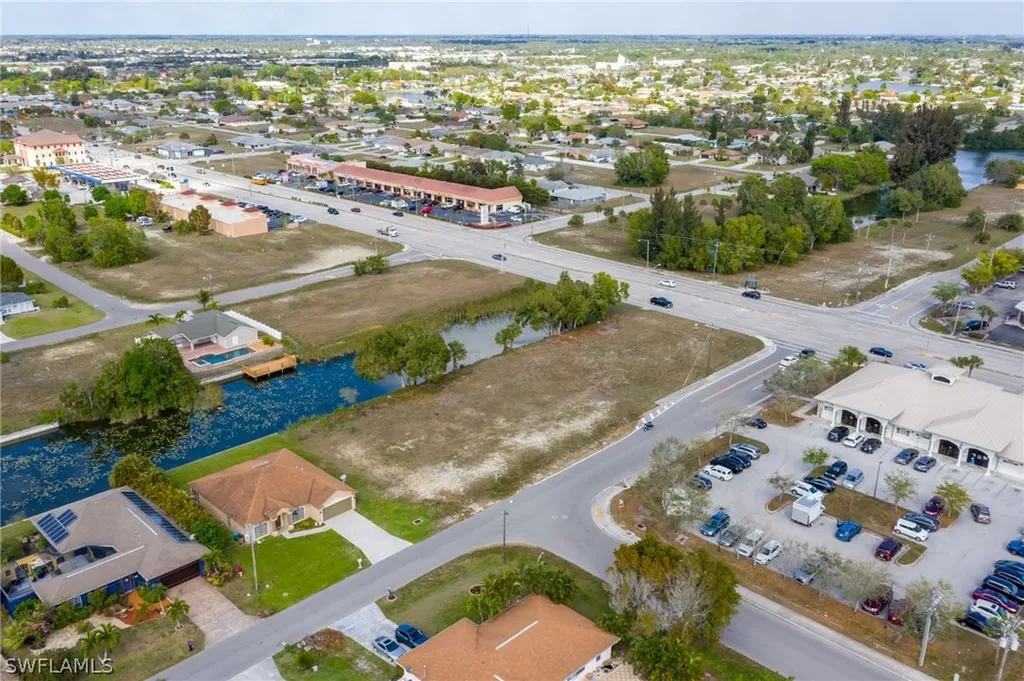 1519-1531 NE 2nd Street Cape Coral FL 33909