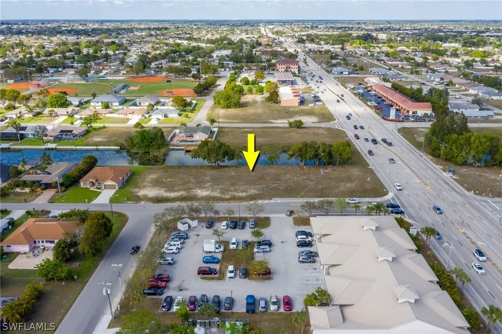 1519-1531 NE 2nd Street Cape Coral FL 33909