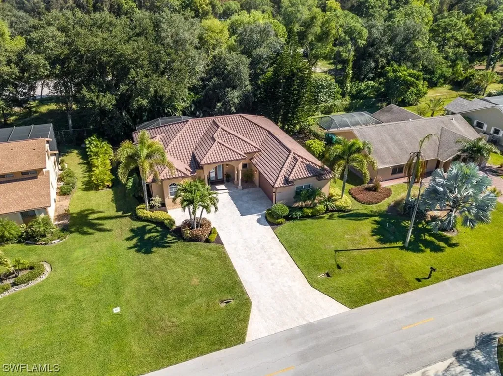 28395 Tasca Drive Bonita Springs FL 34135