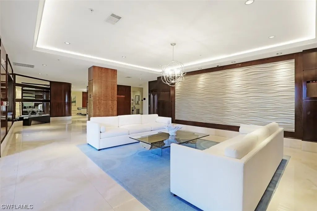 265 Indies Way Naples FL 34110