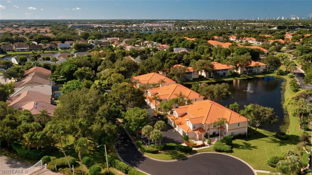 2585 Old Groves Road Naples FL 34109