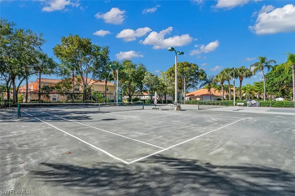 2585 Old Groves Road Naples FL 34109