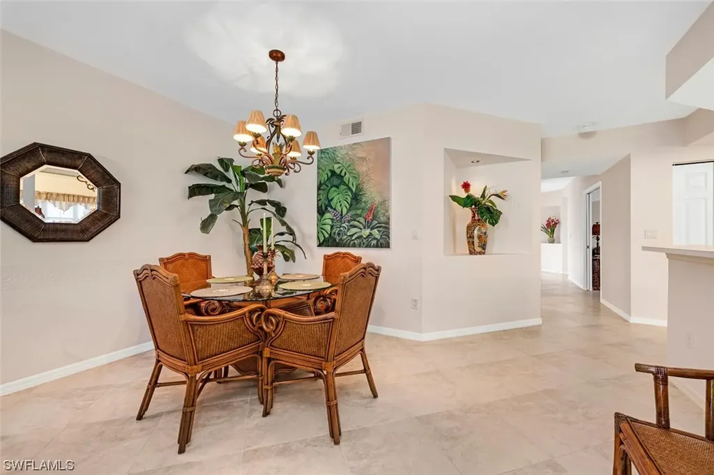 2585 Old Groves Road Naples FL 34109