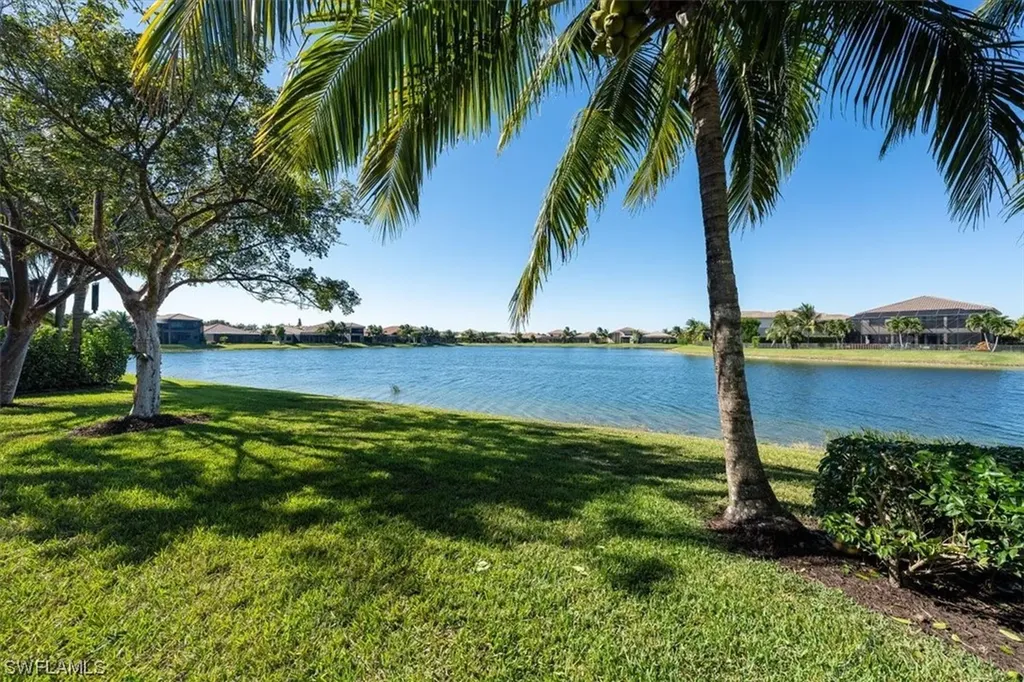 3275 Atlantic Circle Naples FL 34119