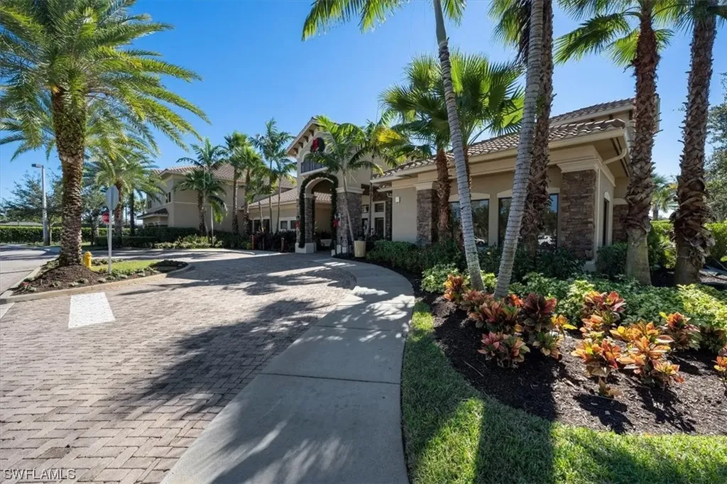 3275 Atlantic Circle Naples FL 34119