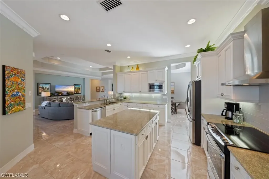 3275 Atlantic Circle Naples FL 34119