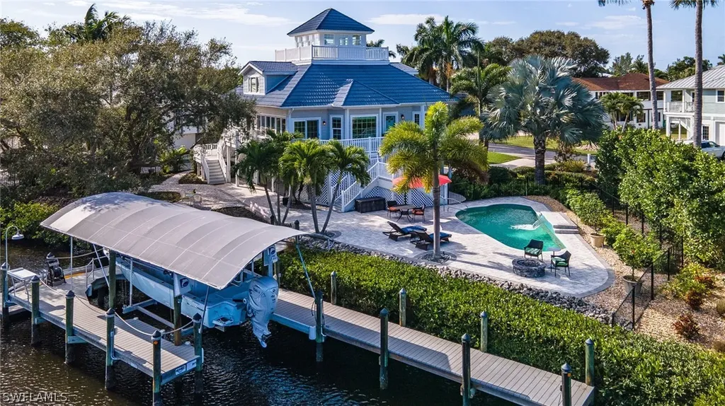 16372 Shoal Court Bokeelia FL 33922