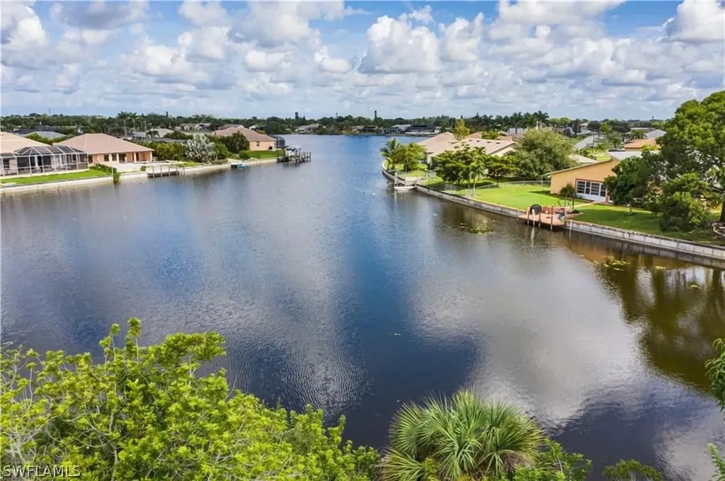 505 SE 7th Street Cape Coral FL 33990