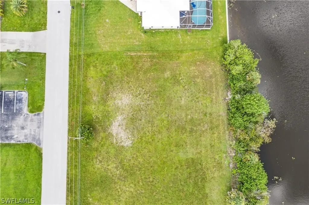 505 SE 7th Street Cape Coral FL 33990