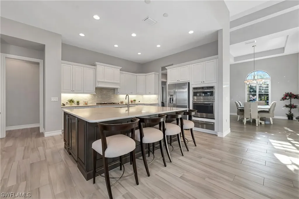 8992 Arrezo Court Naples FL 34119