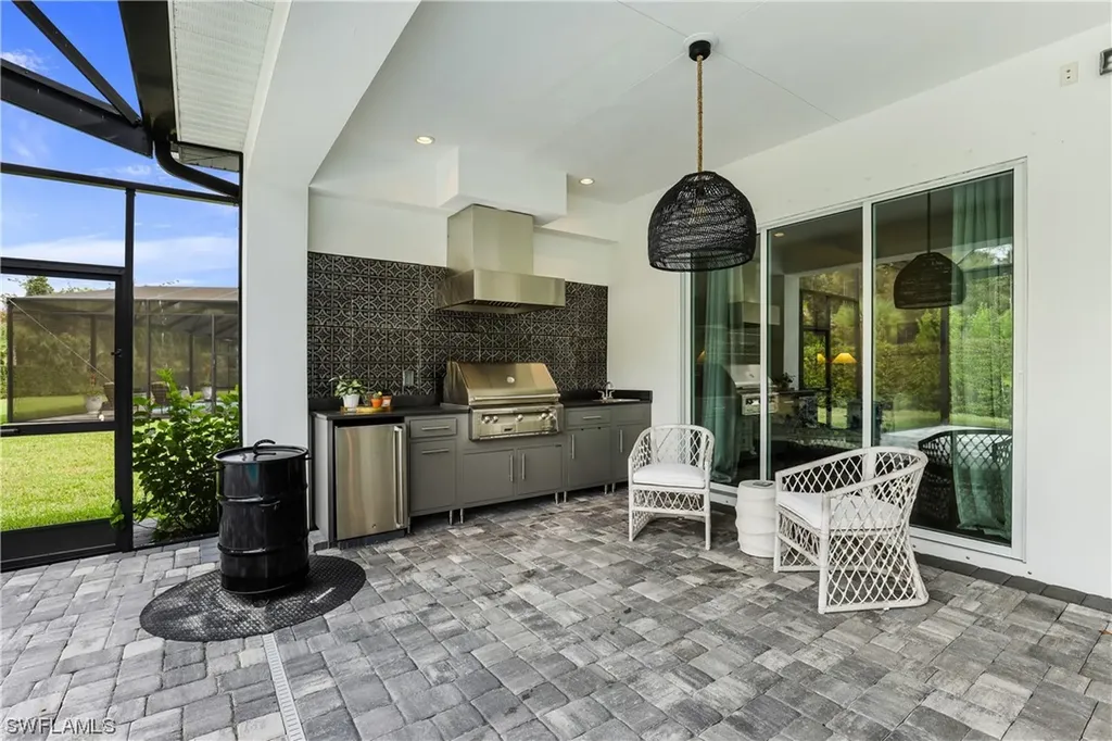8769 Saint Lucia Drive Naples FL 34114