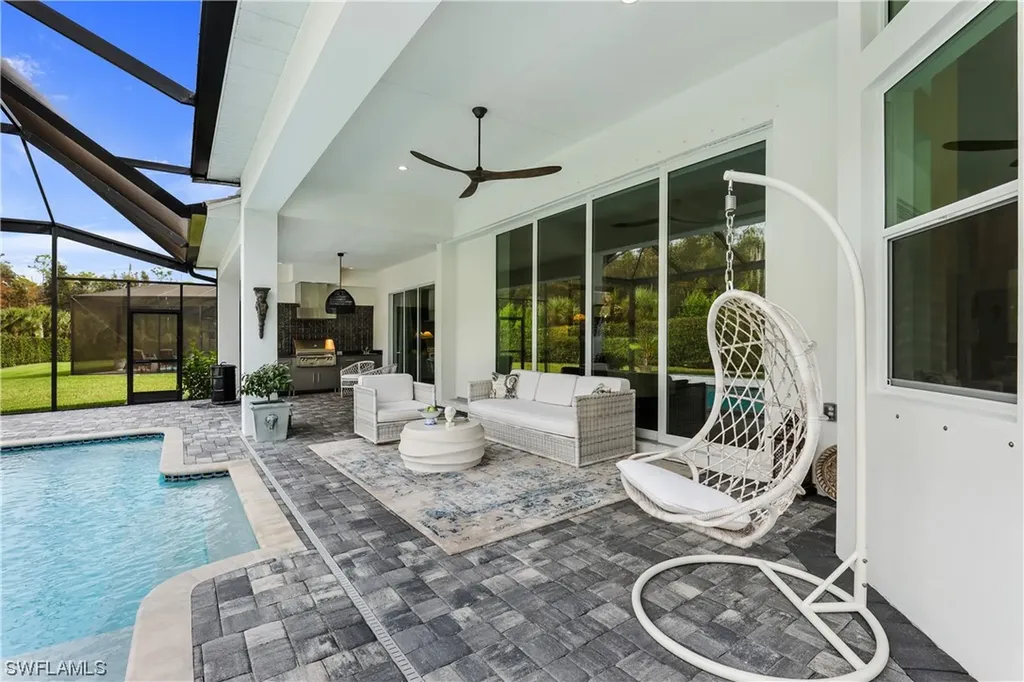 8769 Saint Lucia Drive Naples FL 34114