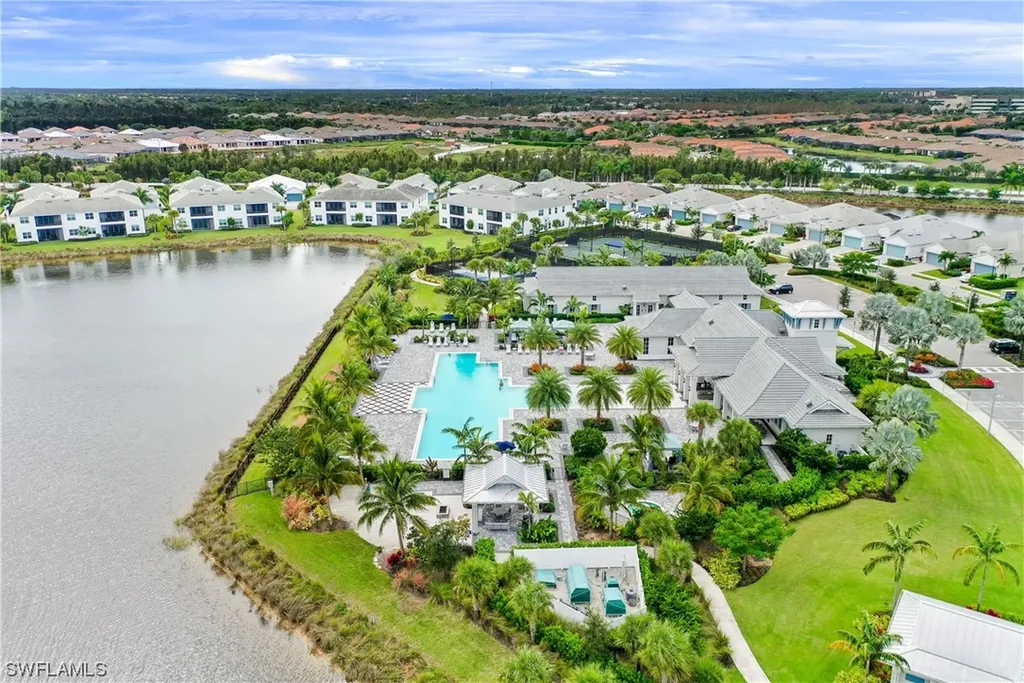8769 Saint Lucia Drive Naples FL 34114