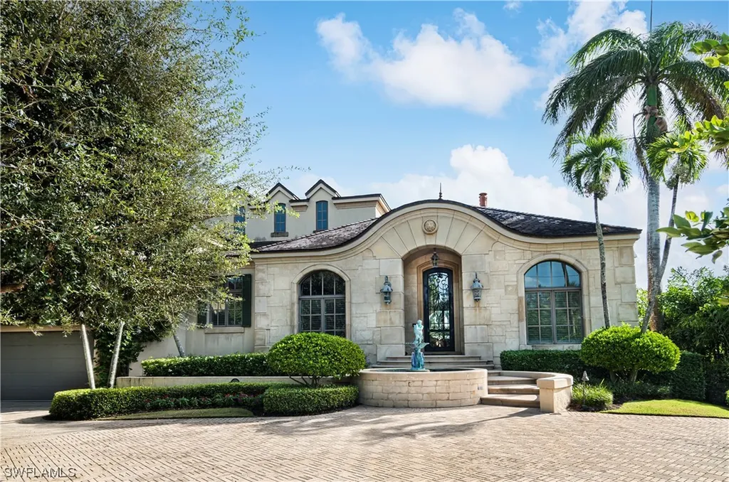 1625 3rd Street S Naples FL 34102