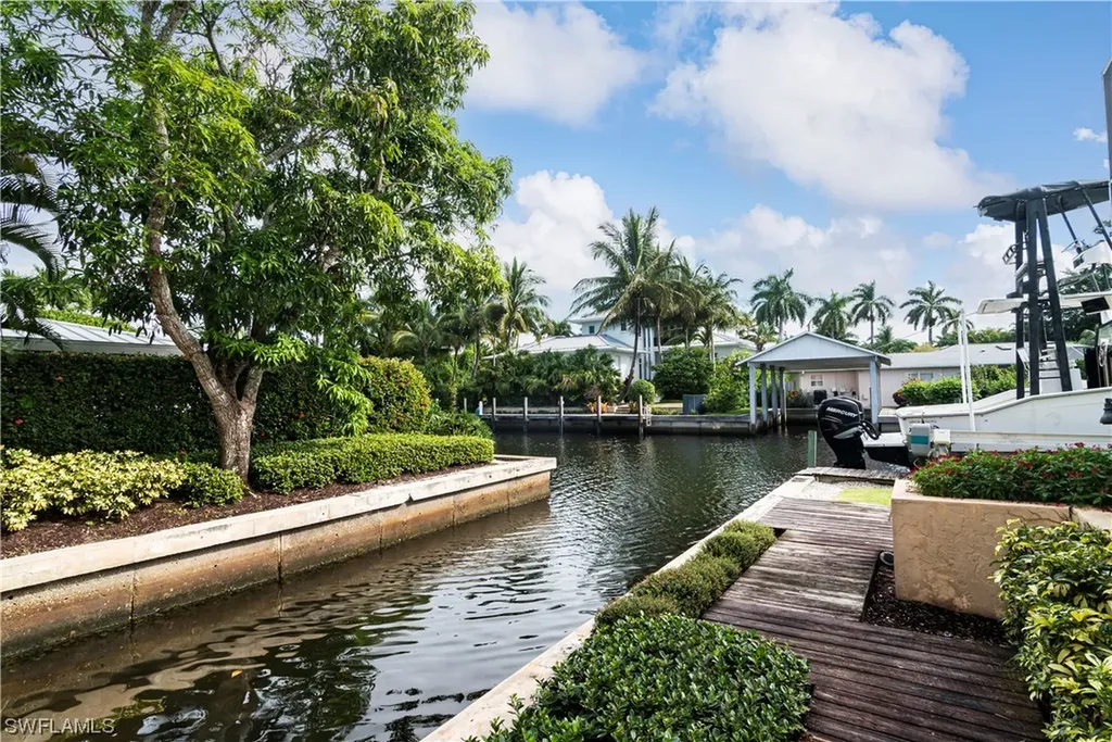 1625 3rd Street S Naples FL 34102