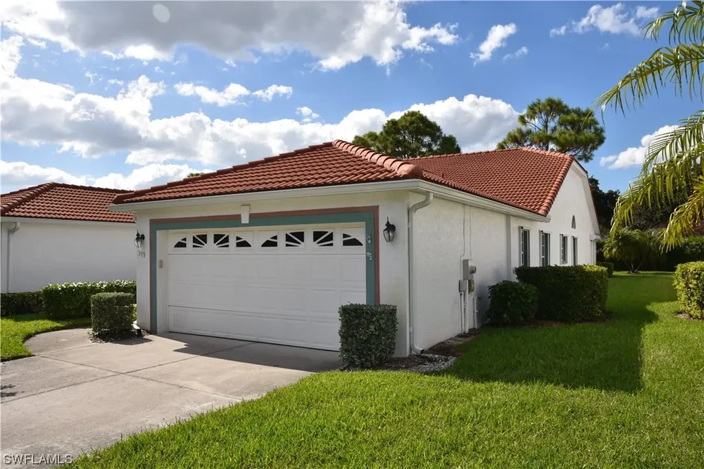 379 Melrose Place Naples FL 34104