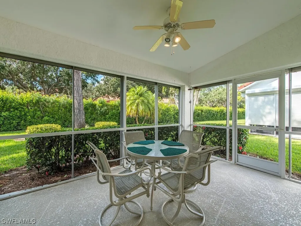379 Melrose Place Naples FL 34104