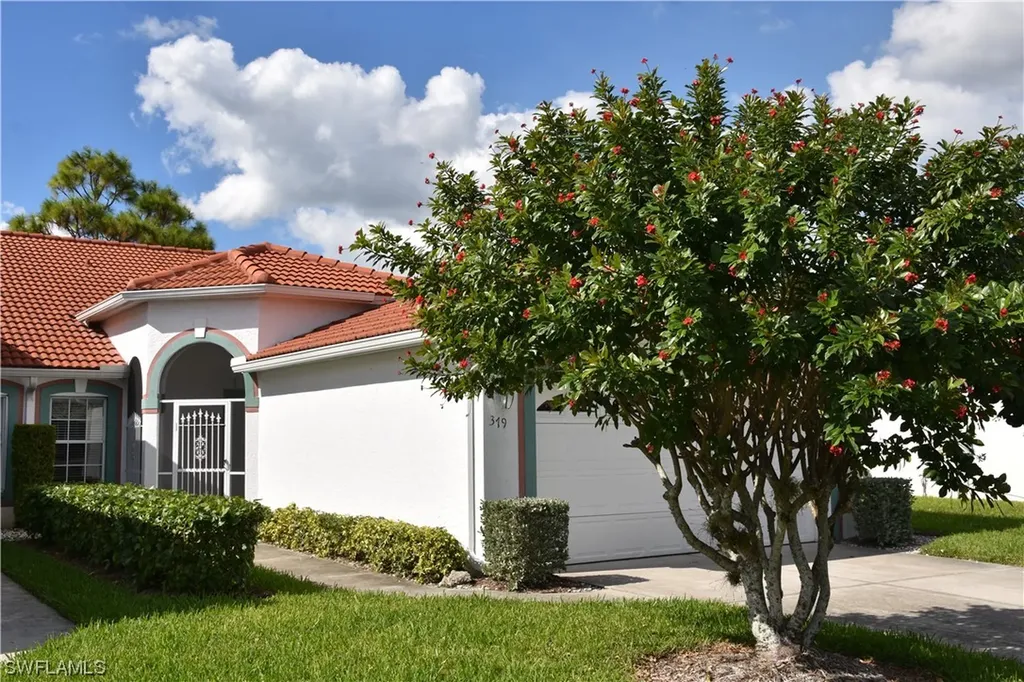 379 Melrose Place Naples FL 34104