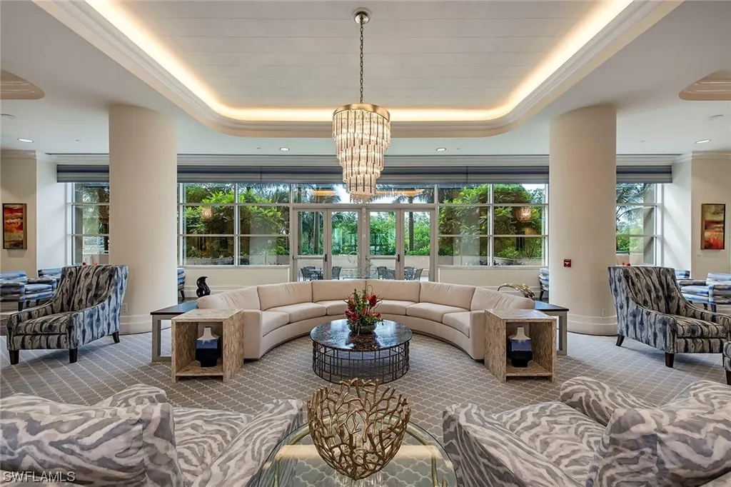 6825 Grenadier Boulevard Naples FL 34108