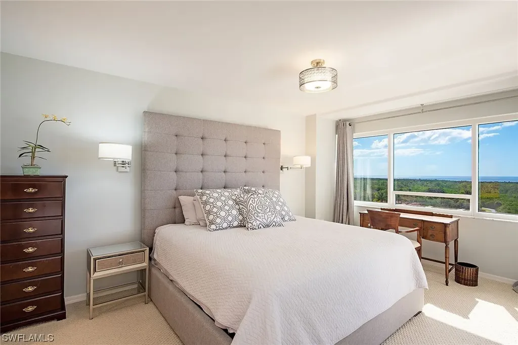 6825 Grenadier Boulevard Naples FL 34108