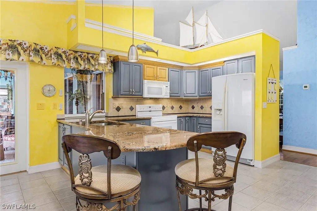 1121 SW 44th Street Cape Coral FL 33914