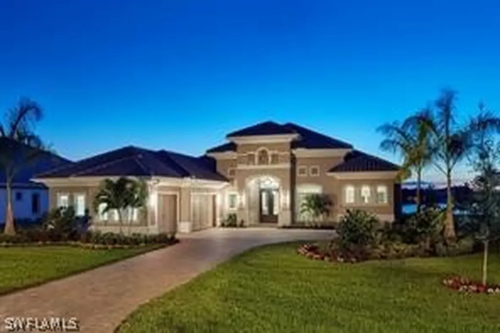 18200 Blue Eye Loop Fort Myers FL 33913