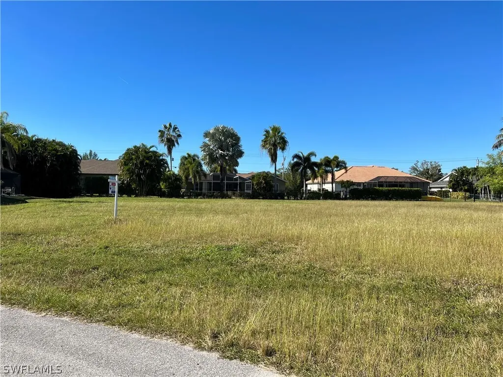 4022 SW 30th Avenue Cape Coral FL 33914