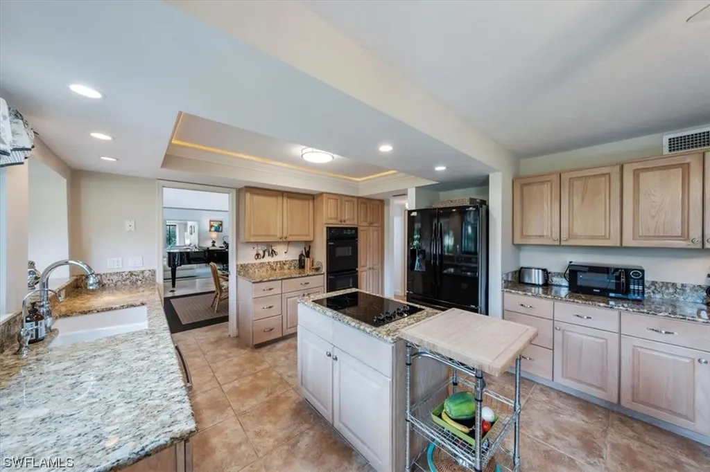 6744 Pelican Bay Boulevard Naples FL 34108