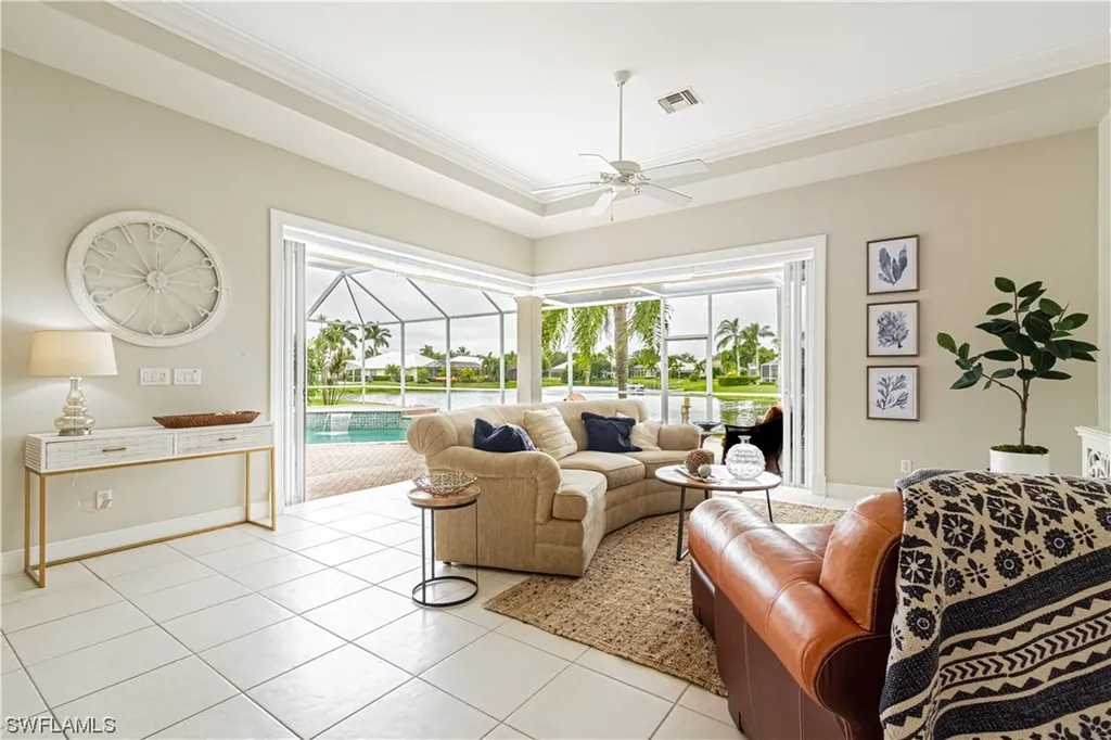 11723 Longshore Way E Naples FL 34119
