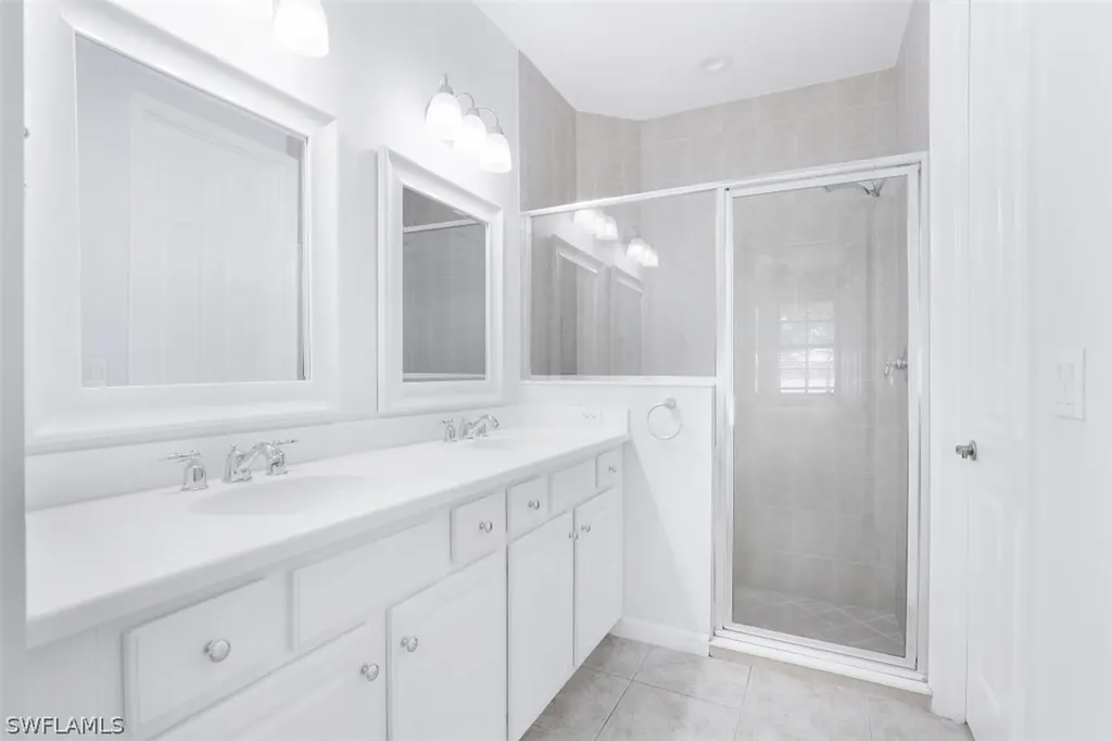1391 Santiago Circle Naples FL 34113