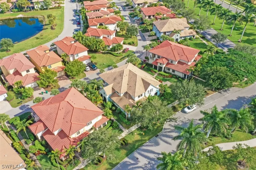 1391 Santiago Circle Naples FL 34113