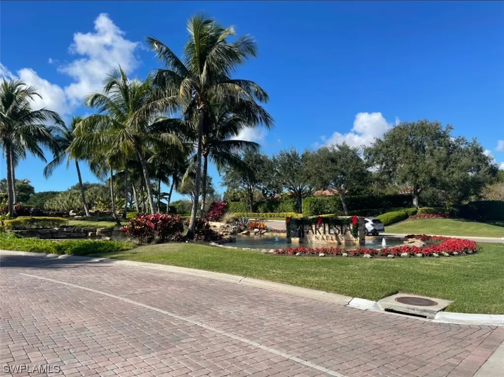 1391 Santiago Circle Naples FL 34113