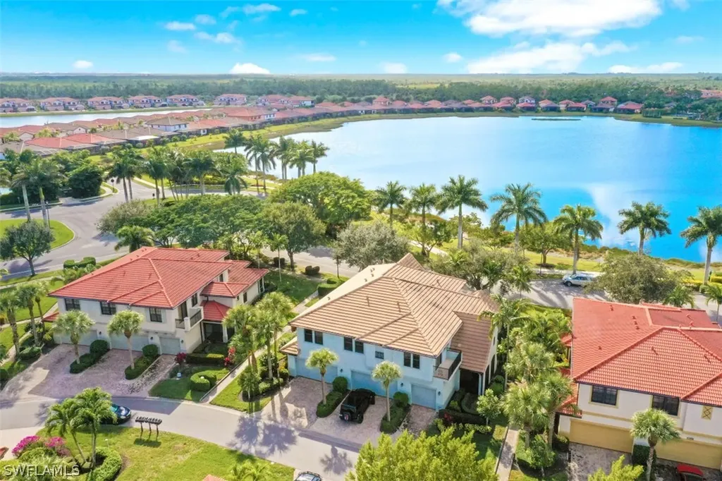 1391 Santiago Circle Naples FL 34113
