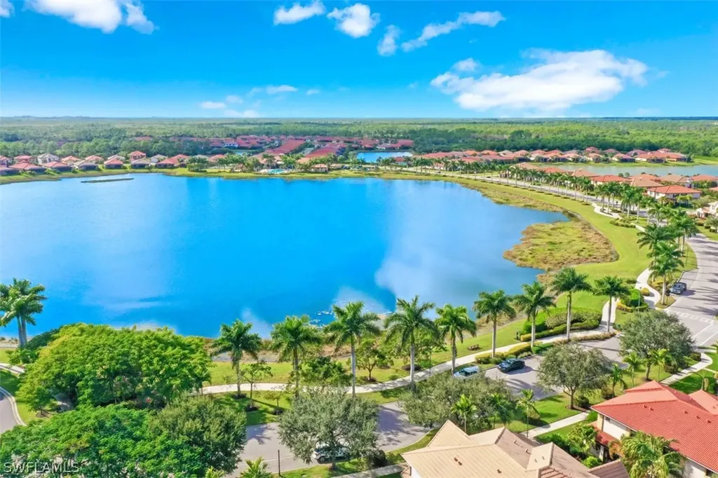 1391 Santiago Circle Naples FL 34113
