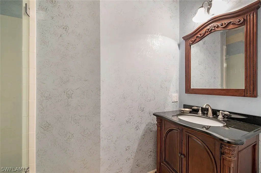 8452 Abbington Circle Naples FL 34108