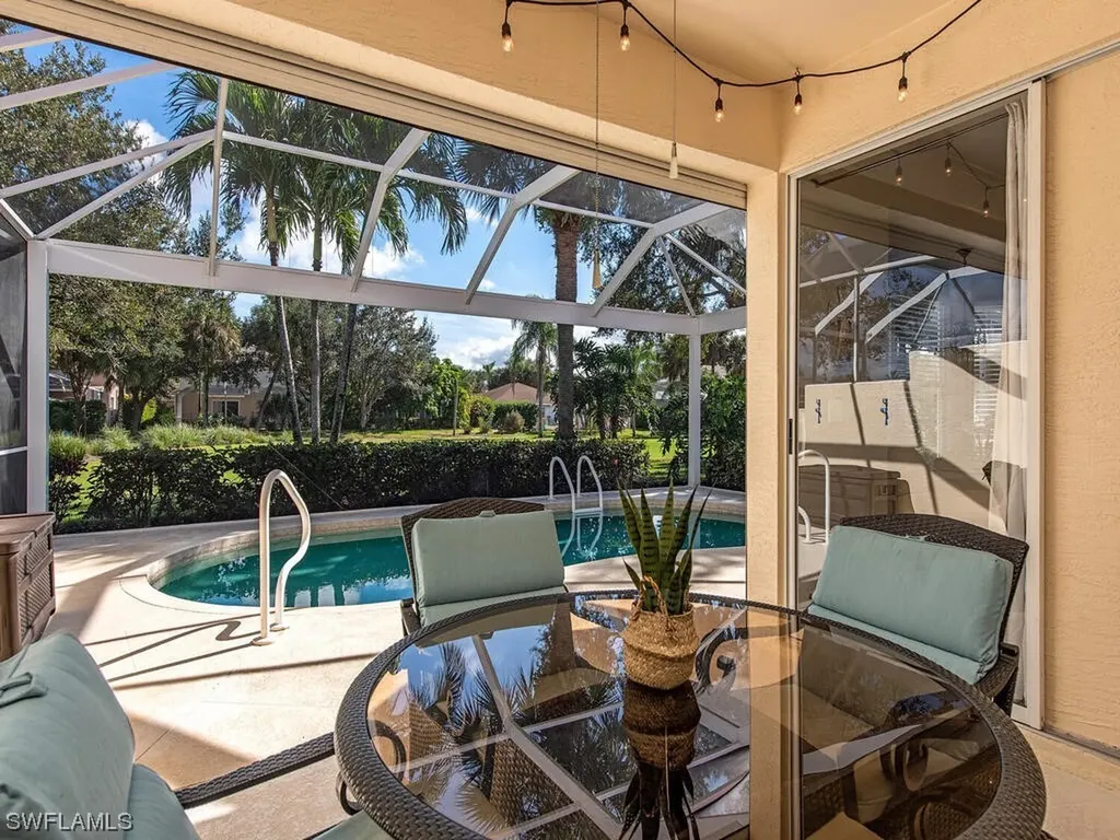 2092 Crestview Way Naples FL 34119