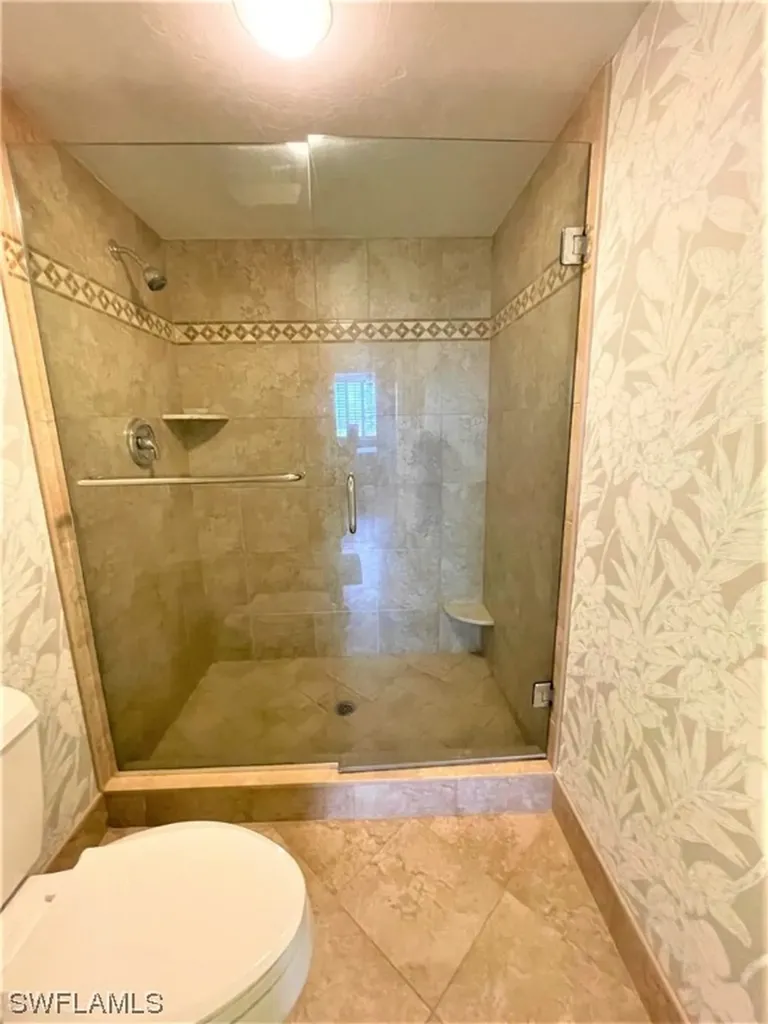 17 Bluebill Avenue Naples FL 34108