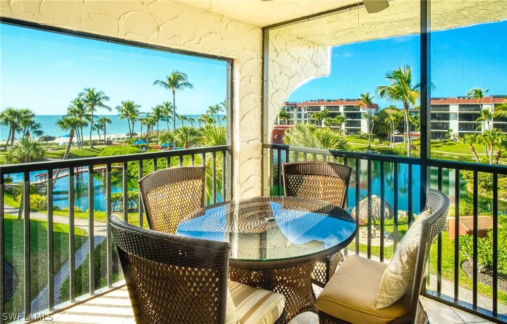 2445 W Gulf Drive Sanibel FL 33957