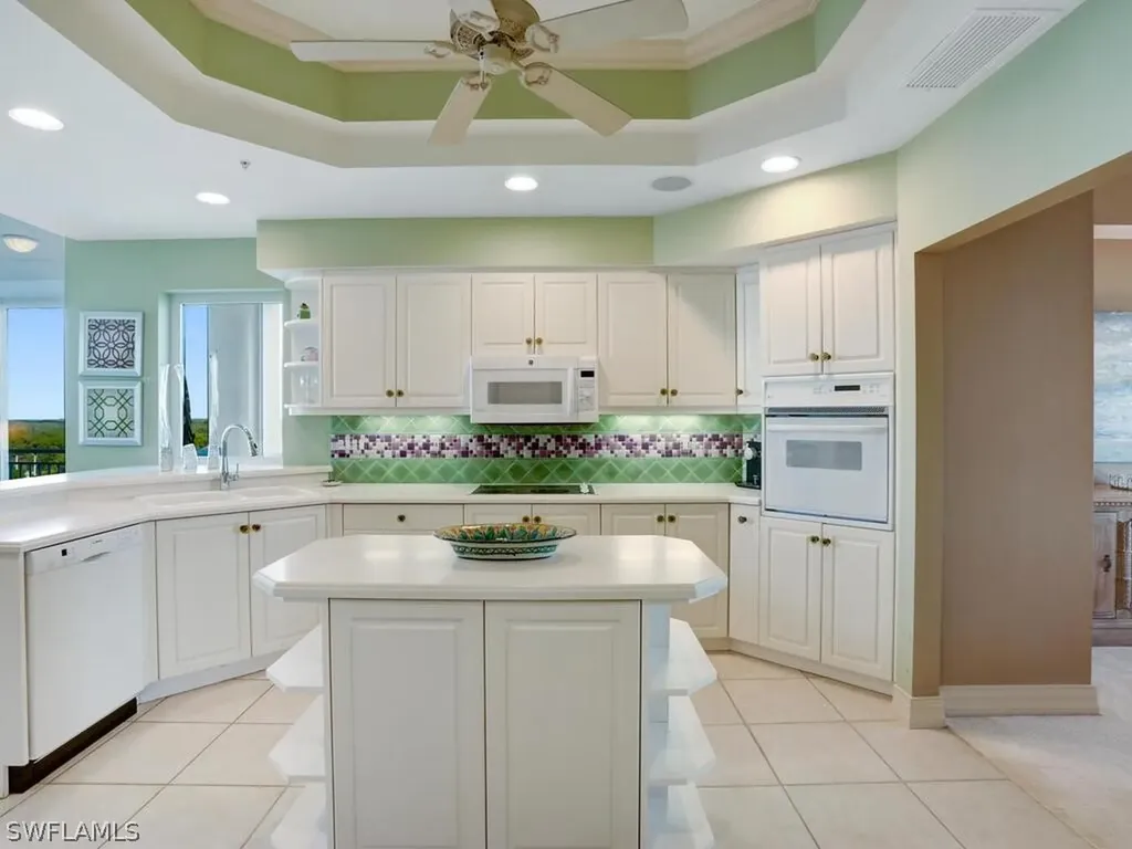 425 Dockside Drive Naples FL 34110