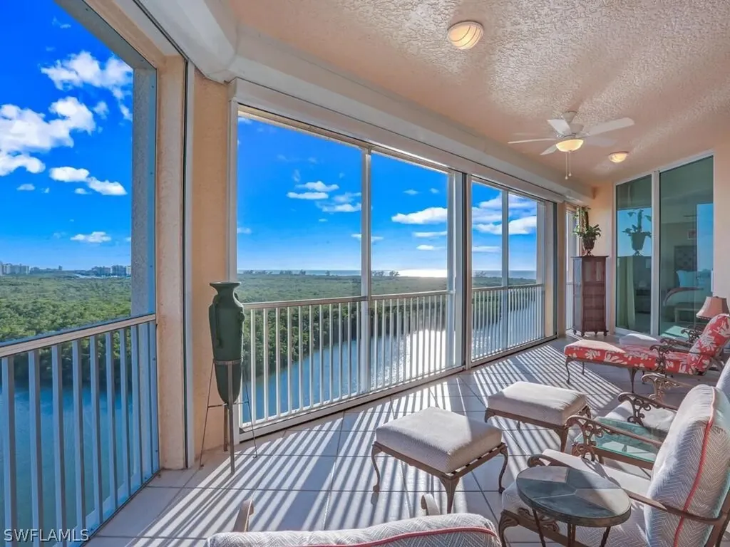 425 Dockside Drive Naples FL 34110
