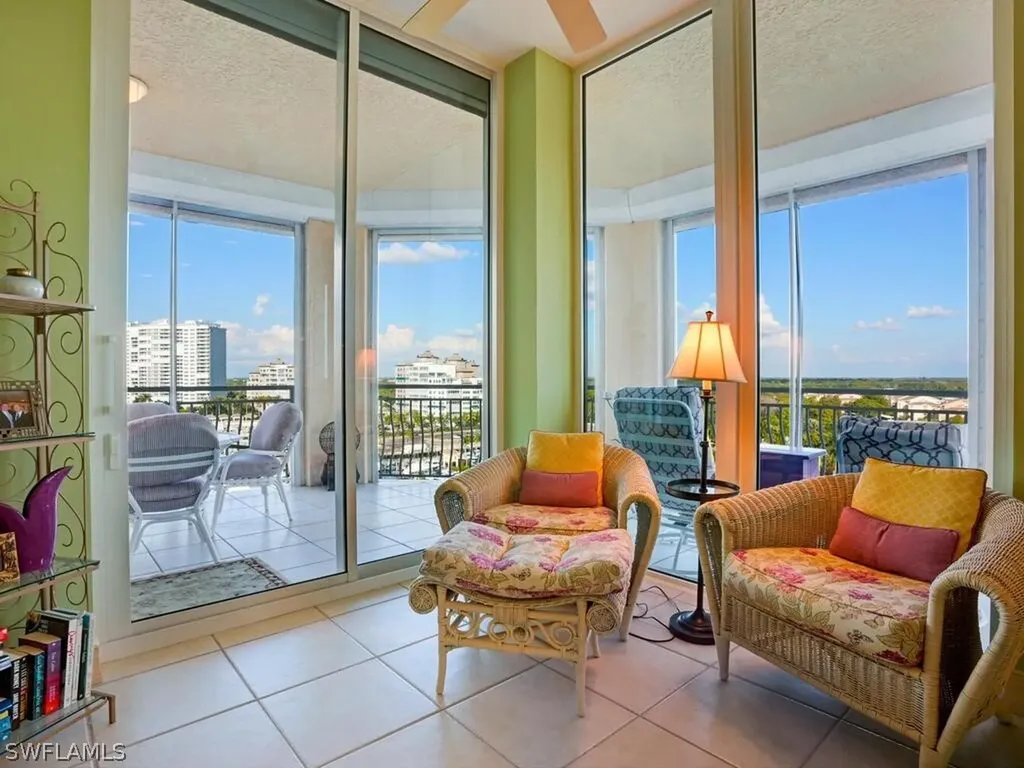 425 Dockside Drive Naples FL 34110