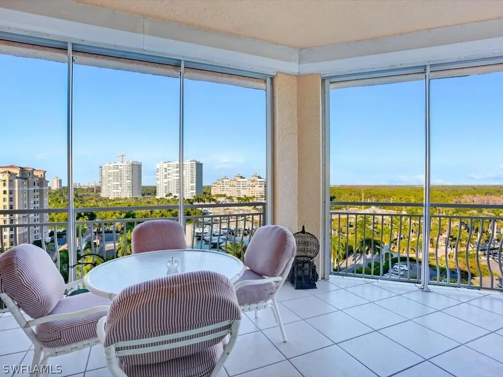 425 Dockside Drive Naples FL 34110