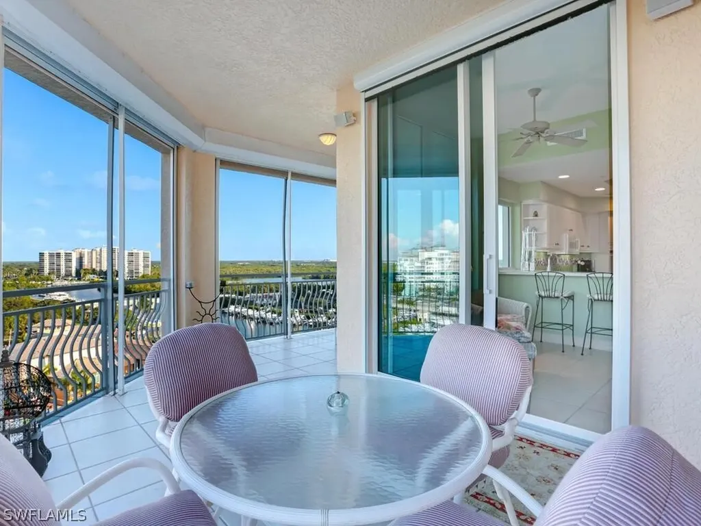 425 Dockside Drive Naples FL 34110