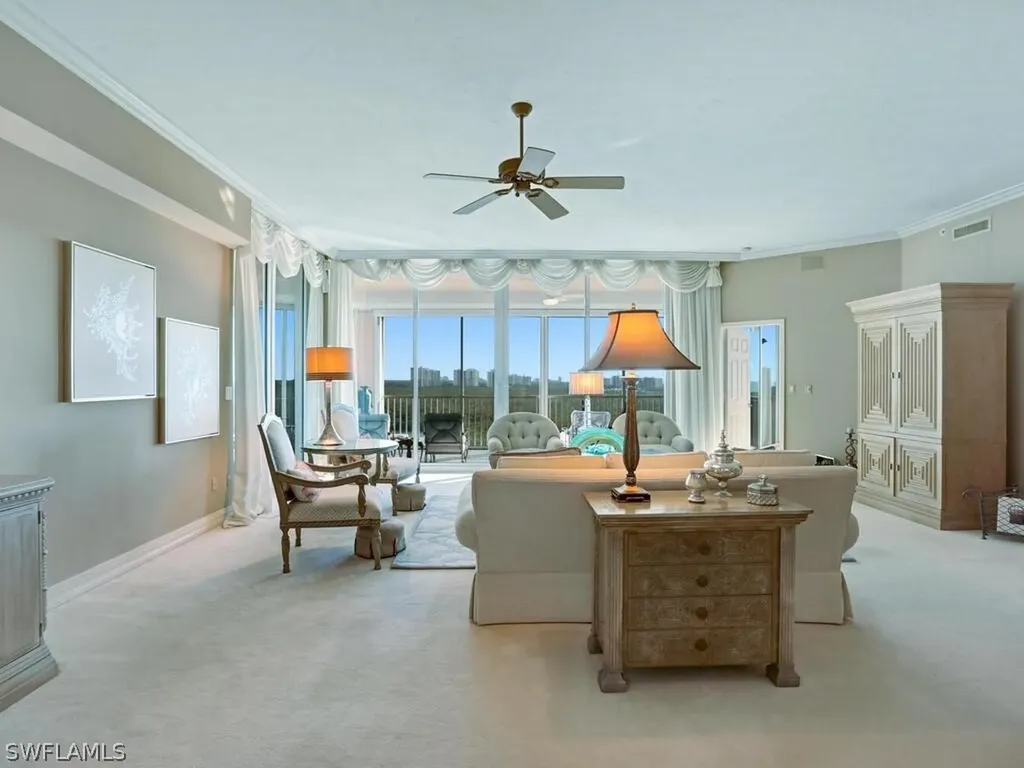 425 Dockside Drive Naples FL 34110