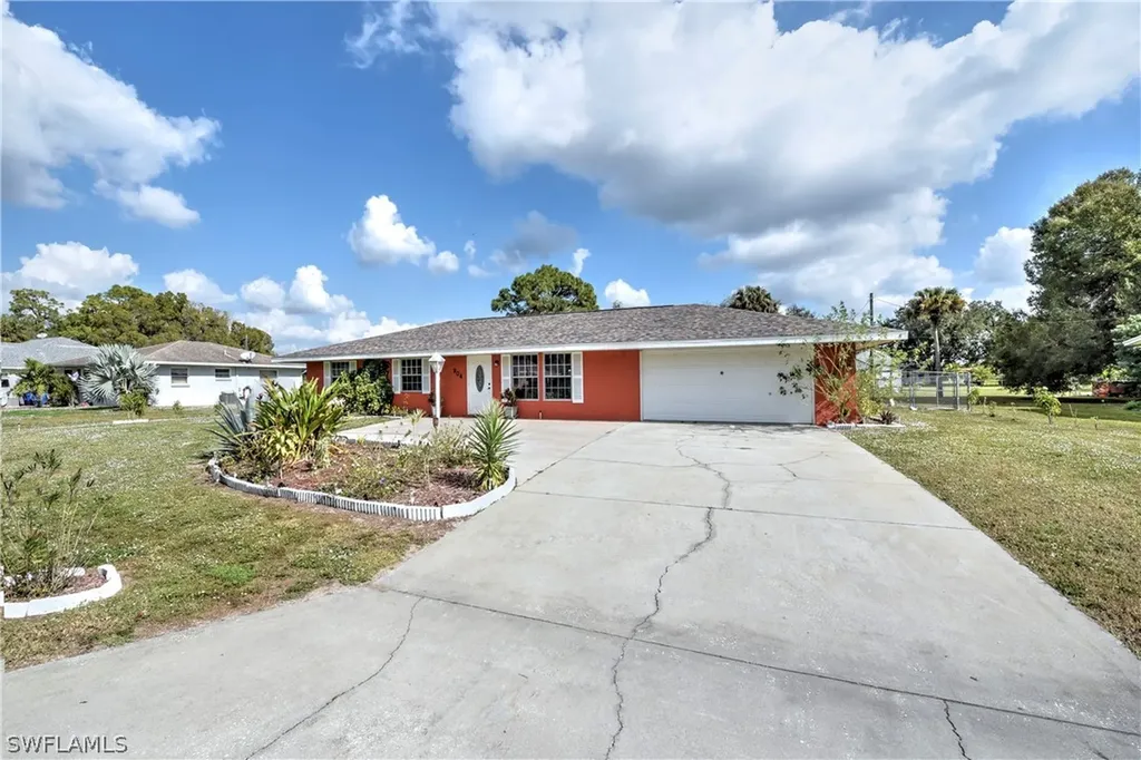 204 Maple Avenue N Lehigh Acres FL 33936
